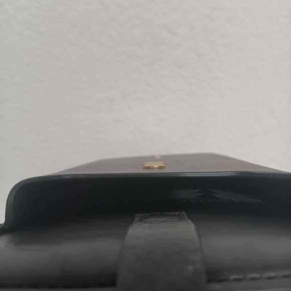 Thacker Black Nora Phone Crossbody Purse Gold Chain - Picture 11 of 12